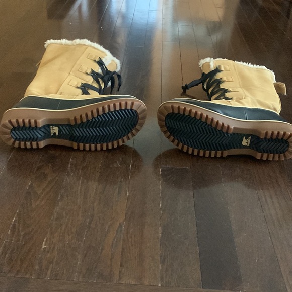 Sorel Tivoli winter boots tall - Picture 5 of 9